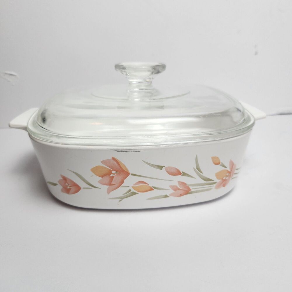 CorningWare Square Casserole Dish w/ Lid Peach Floral Vintage 2 Liters 1980s